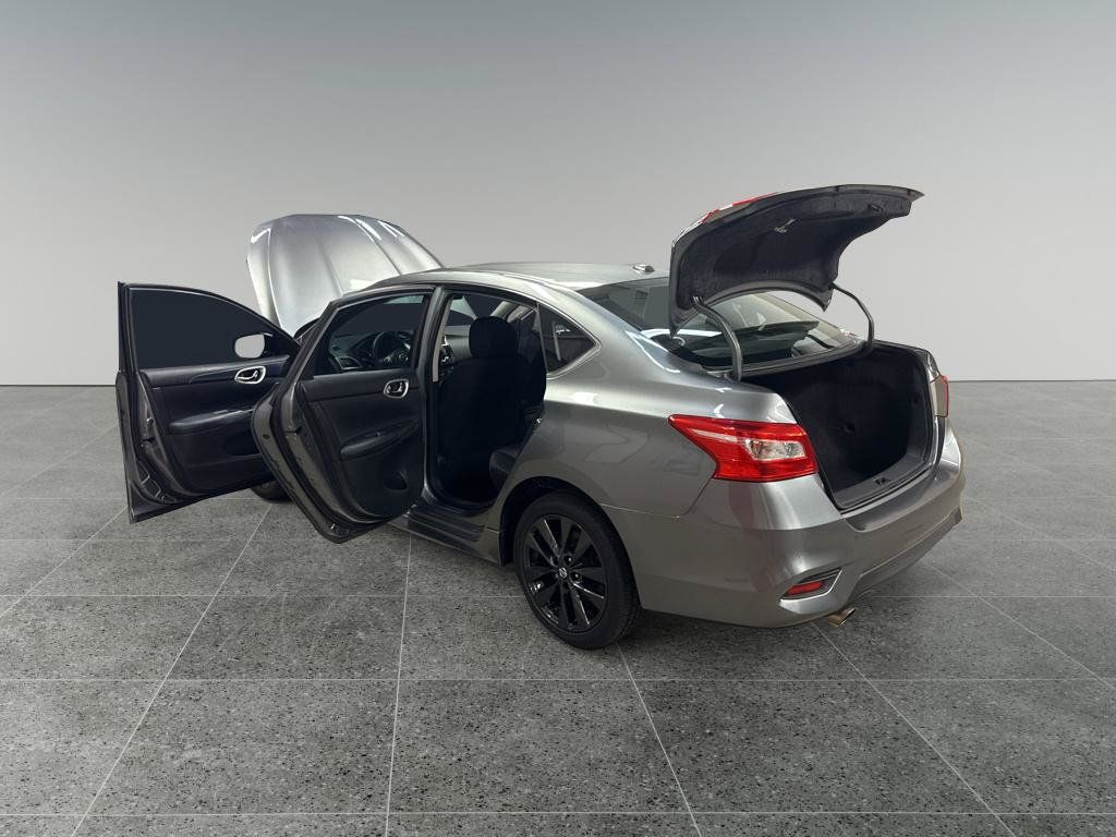 Used 2016 Nissan Sentra SR FWD image 12