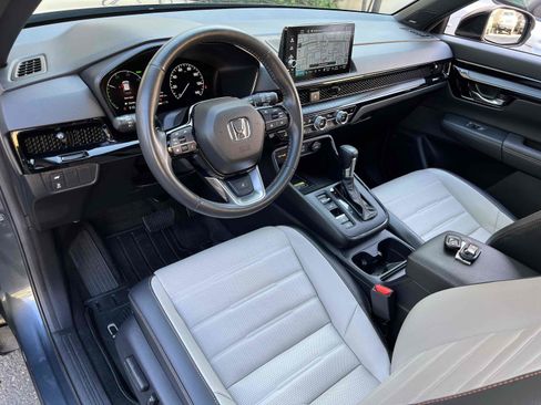 Used 2023 Honda CR-V Sport Touring image 5