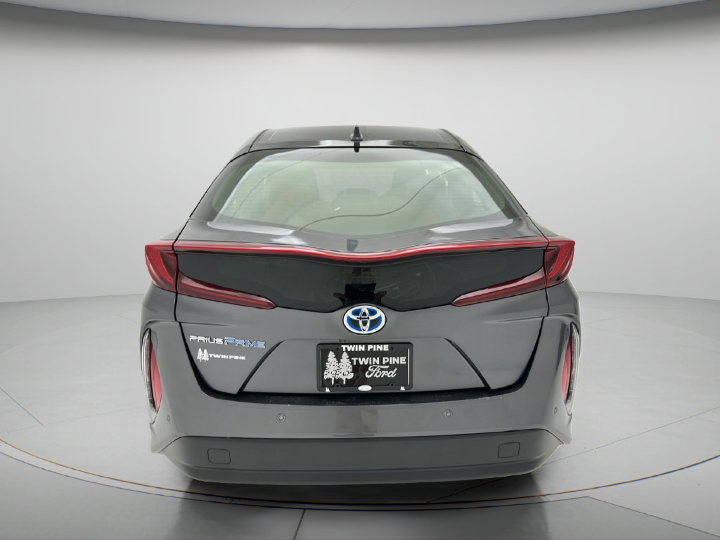 Used 2017 Toyota Prius Prime Advanced FWD image 7