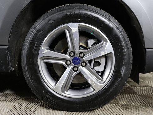 Used 2022 Ford Edge SEL w/ Convenience Package image 16