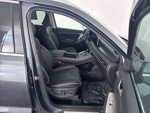 Used 2025 Hyundai Palisade Limited image 13