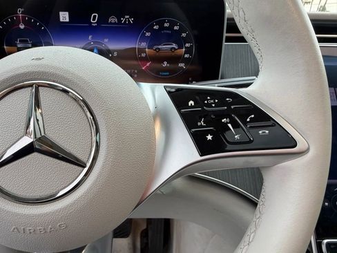Used 2023 Mercedes-Benz EQE 500 4MATIC SUV image 13