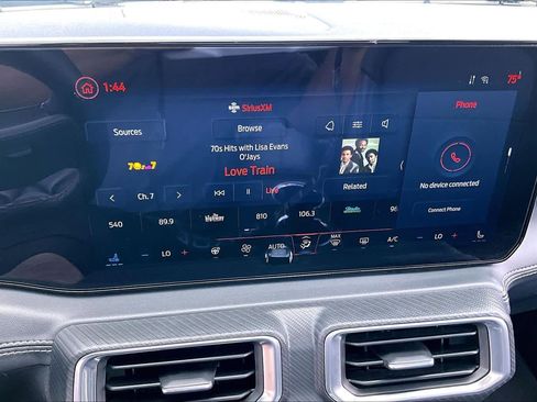 Used 2025 Ford Mustang Premium RWD image 30