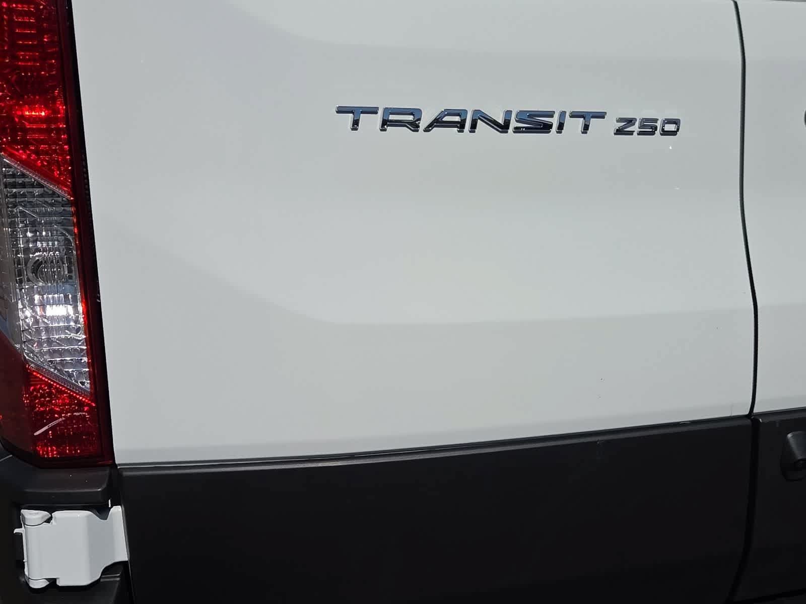 Used 2025 Ford Transit 250 Low Roof w/ Exterior Upgrade Package RWD image 15