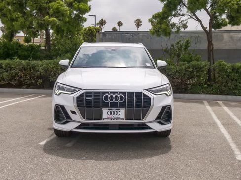 Used 2023 Audi Q3 2.0T Premium AWD/4WD image 2