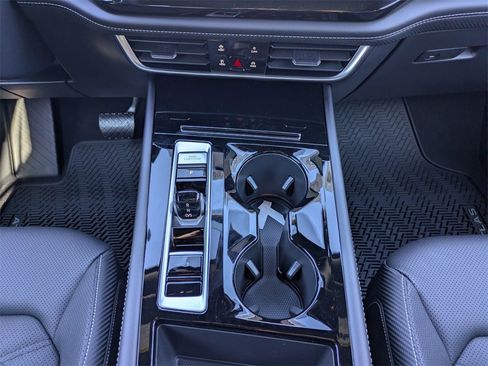 New 2026 Volkswagen Atlas Cross Sport SE image 19