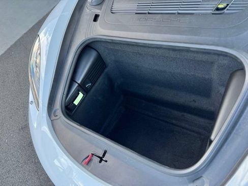 Used 2024 Porsche 718 Boxster RWD image 39