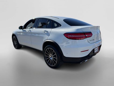 Used 2019 Mercedes-Benz GLC 300 4MATIC Coupe image 3