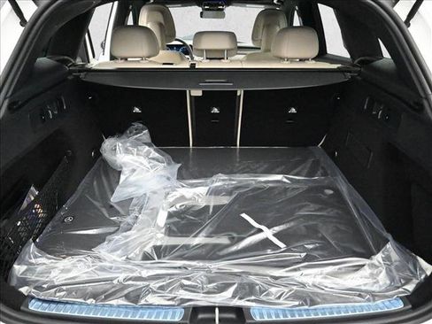 Certified 2025 Mercedes-Benz GLC 300 4MATIC image 23