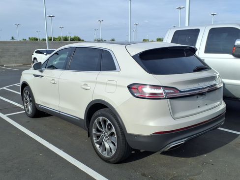 Used 2021 Lincoln Nautilus Reserve w/ Equipment Group 201A AWD/4WD image 3