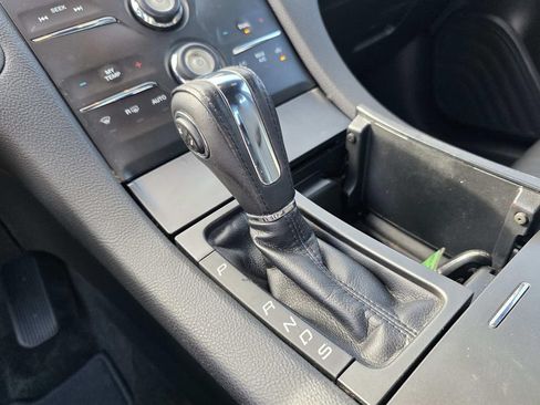 Used 2016 Ford Taurus SEL w/ Equipment Group 201A FWD image 12