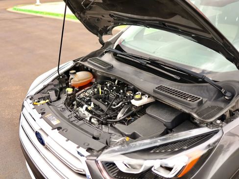 Used 2019 Ford Escape SEL AWD/4WD image 53