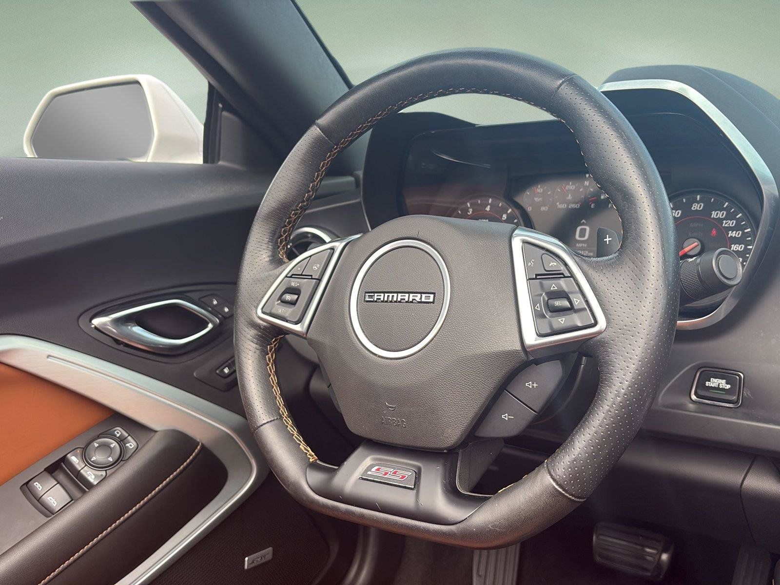 Used 2021 Chevrolet Camaro SS RWD image 16