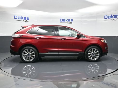 Used 2018 Ford Edge Titanium w/ Equipment Group 301A image 9