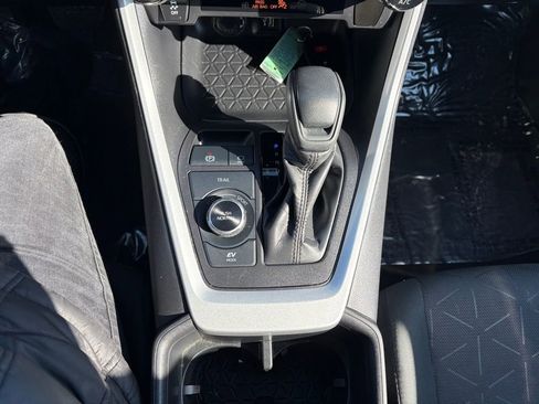 Certified 2024 Toyota RAV4 XLE image 22