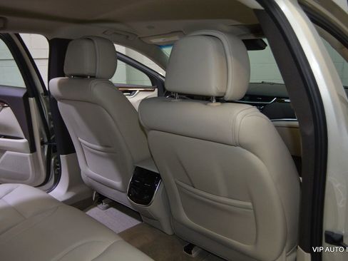 Used 2013 Cadillac XTS Luxury w/ Driver Awareness Package image 19