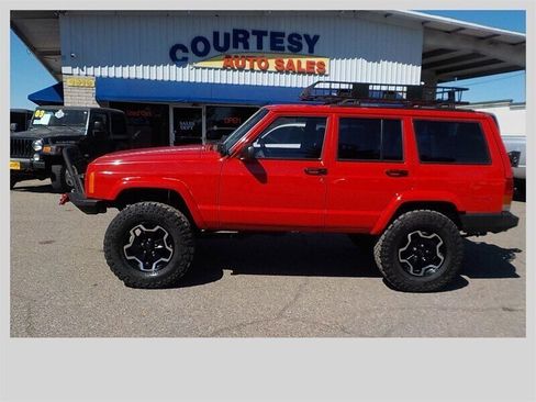 Used 2000 Jeep Cherokee Sport image 3