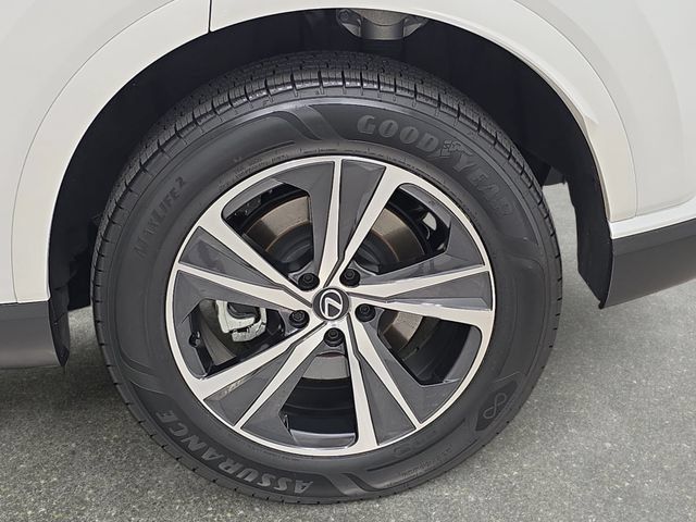 Used 2024 Lexus RX 350 Premium w/ Accessory Package (Z1) AWD/4WD image 33