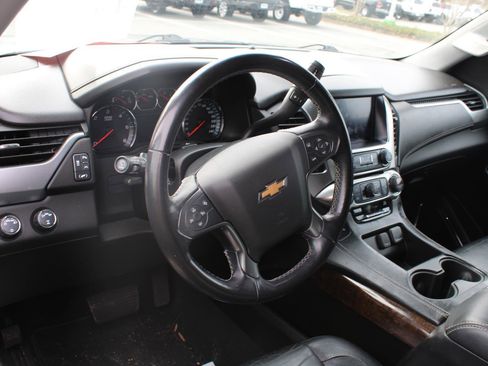 Used 2019 Chevrolet Tahoe LT image 9