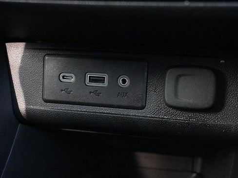 Used 2020 Buick Encore GX Preferred w/ Sport Touring Package image 41