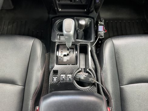 Used 2021 Toyota 4Runner TRD Off-Road Premium AWD/4WD image 19
