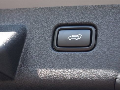 New 2026 Kia Sportage X-Line w/ X-Line Premium Package image 18