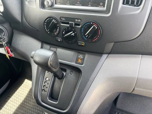 Used 2020 Nissan NV200 SV w/ Back Door Glass Package FWD image 22