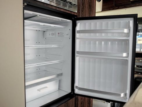 New 2024 Mercedes-Benz Sprinter 3500 image 49