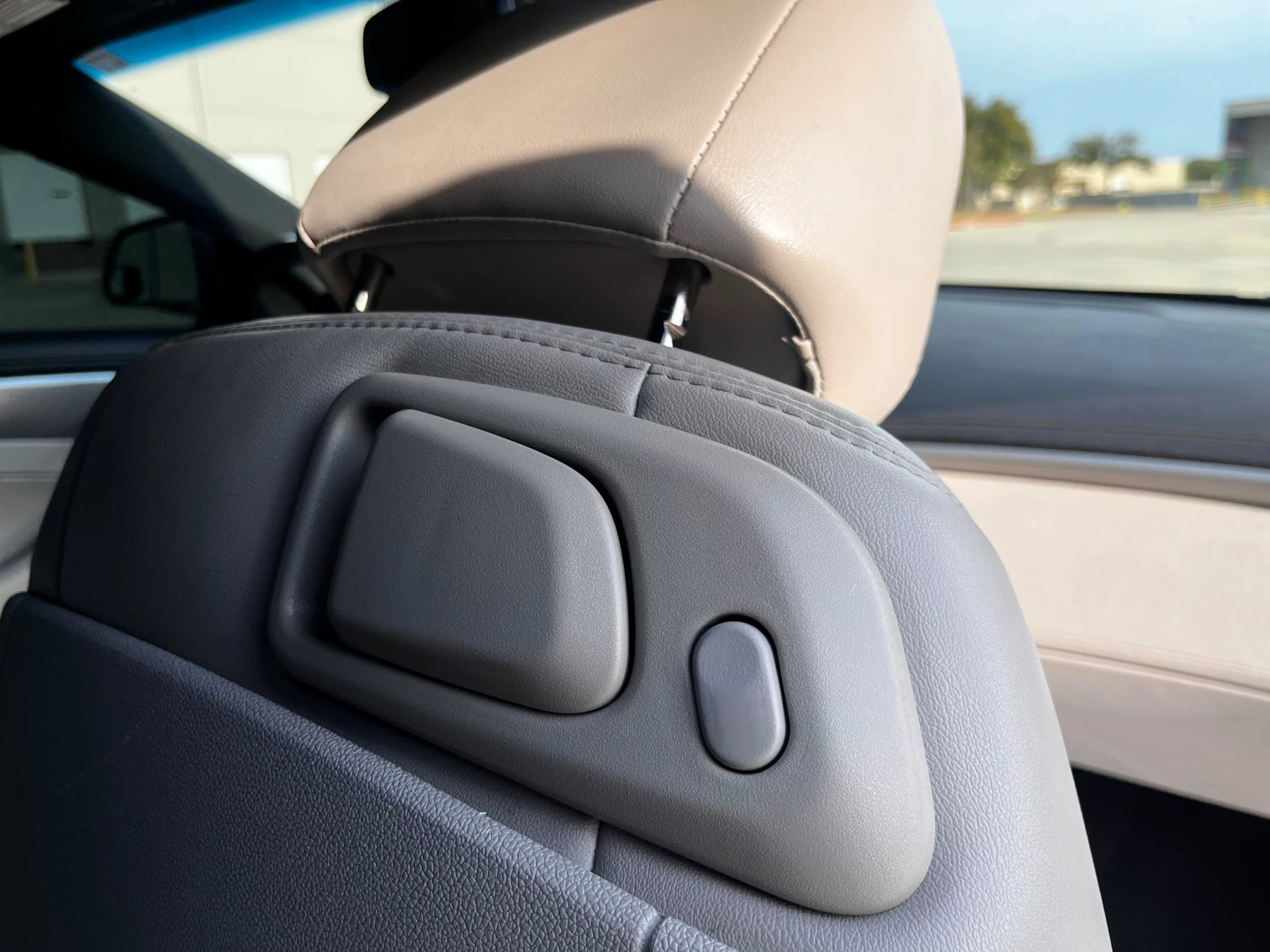 Used 2014 Cadillac CTS Coupe RWD image 23