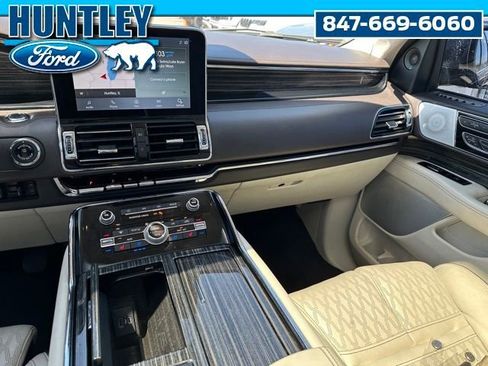 Used 2021 Lincoln Navigator Black Label AWD/4WD image 23