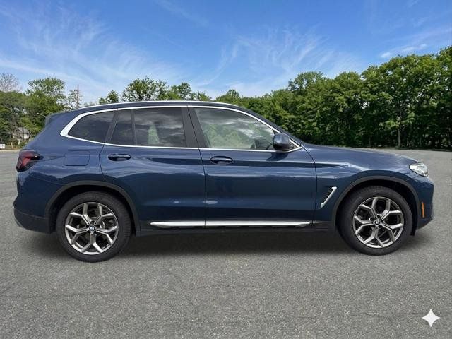 Used 2024 BMW X3 xDrive30i w/ Premium Package w/ZPA AWD/4WD image 9