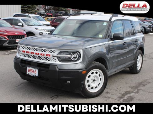 Used 2025 Ford Bronco Sport Heritage w/ Convenience Package image 1