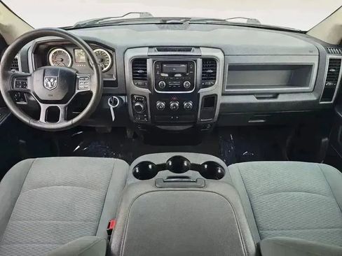 Used 2018 RAM 1500 Express image 10