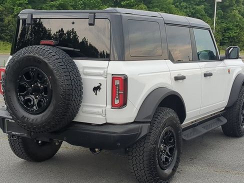 Certified 2025 Ford Bronco Badlands AWD/4WD image 4
