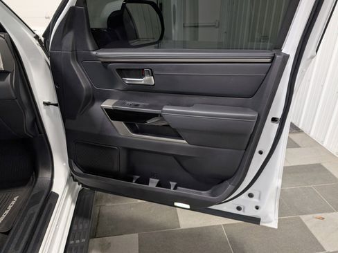 Used 2023 Toyota Sequoia Limited image 32