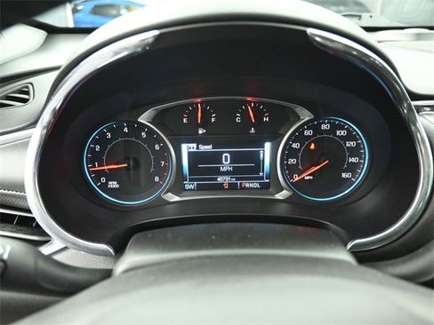 Used 2018 Chevrolet Malibu Premier w/ Premier Sun and Wheel Package image 15