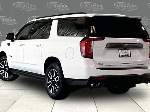 Used 2023 GMC Yukon XL AT4 w/ AT4 Premium Plus Package AWD/4WD image 5
