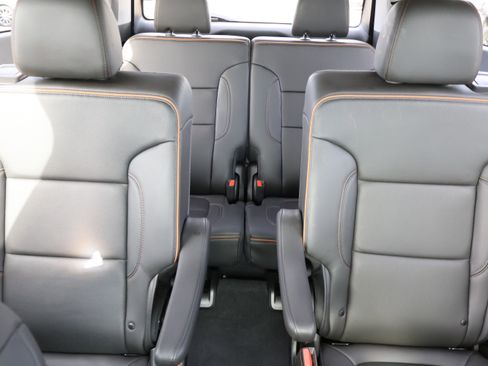 Used 2023 GMC Acadia AT4 w/ Preferred Package image 14