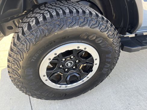 Used 2024 Ford Bronco Outer Banks w/ Sasquatch Package image 5