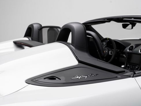 Used 2020 Porsche 718 Boxster Spyder RWD image 62