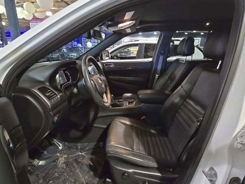 Used 2019 Jeep Grand Cherokee Limited X image 6