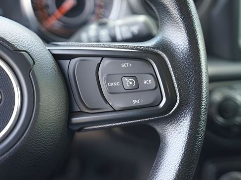 Used 2022 Jeep Wrangler Unlimited Sport AWD/4WD image 23