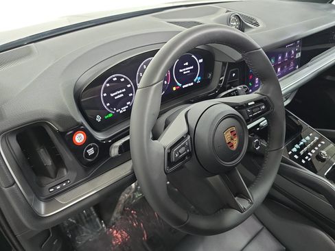 New 2026 Porsche Cayenne S AWD/4WD image 4