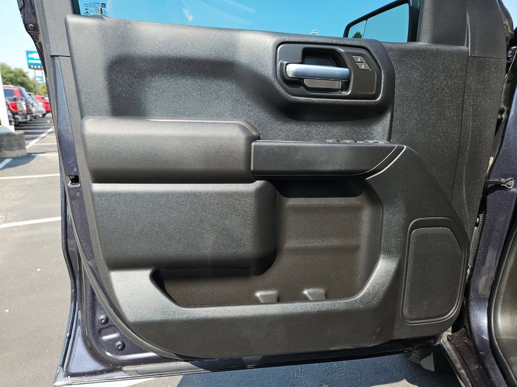 Certified 2022 Chevrolet Silverado 1500 Custom RWD image 11