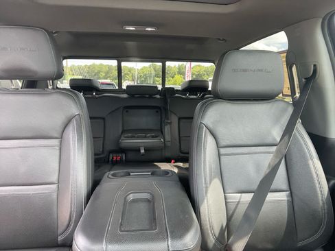 Used 2020 GMC Sierra 2500 Denali w/ Denali Ultimate Package AWD/4WD image 31