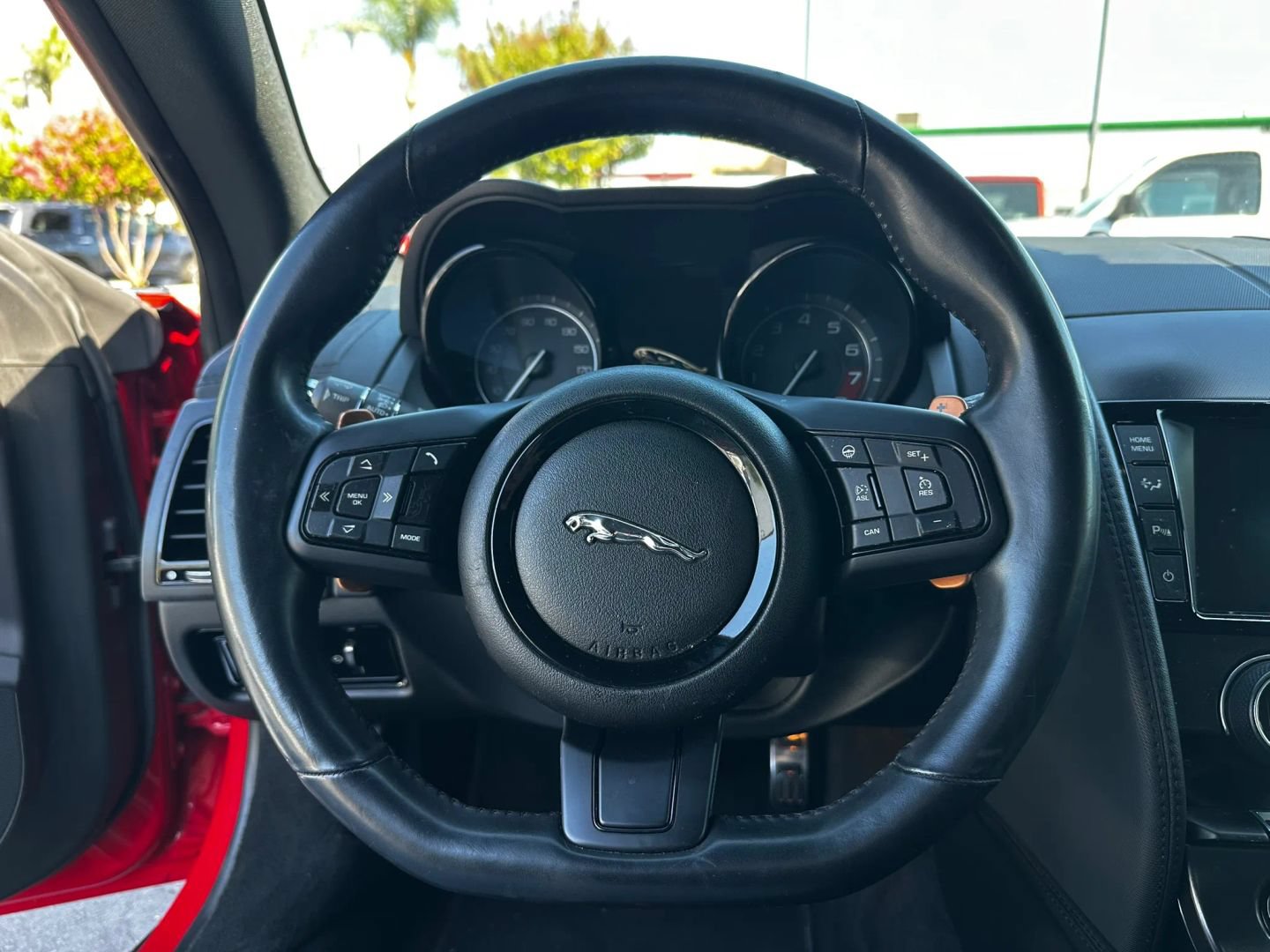 Used 2015 Jaguar F-TYPE S RWD image 17