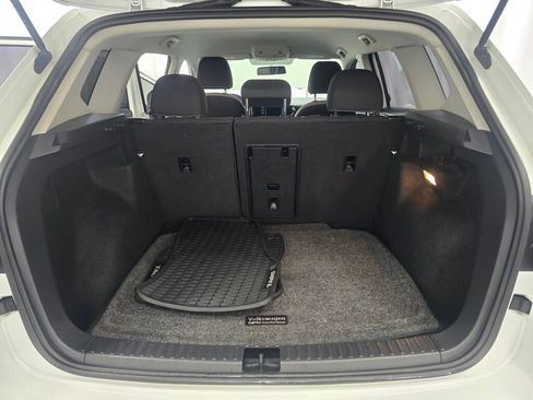 Used 2022 Volkswagen Taos S image 11