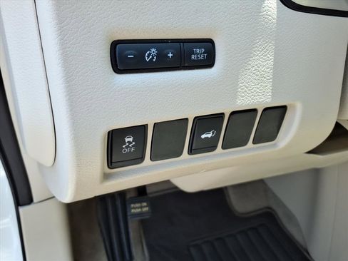 Used 2015 Nissan Murano SL AWD/4WD image 17