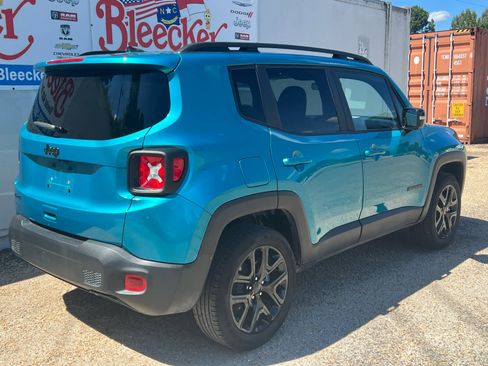Used 2022 Jeep Renegade Altitude image 3