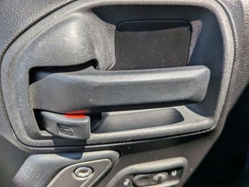 Used 2015 Jeep Wrangler Unlimited Sport w/ Quick Order Package 24S image 11